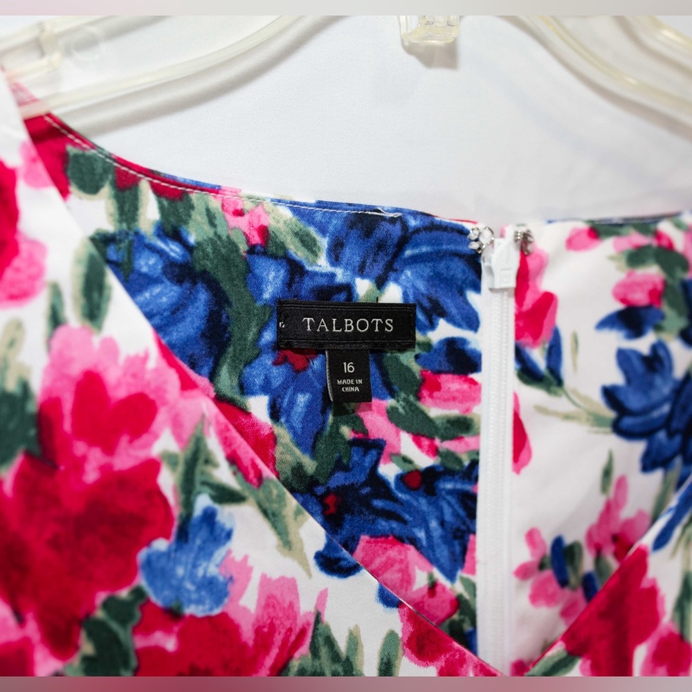 NWOT Talbot Floral dress
